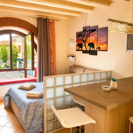 Apartment Corte Del Centro Novate Milano